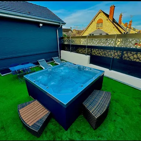 La Maison Du Faubourg Jacuzzi شقة Vitry-le-François